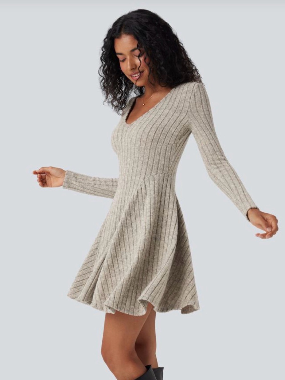NWT Halara Ribbed Knit V-Neck Long Sleeve Flare Mini Casual Dress size medium